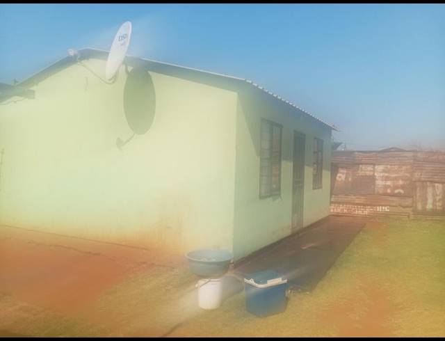 2 BEDROOM HOUSE FOR SALE IN VILLA LIZA